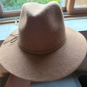 Banana Republic fedora hat